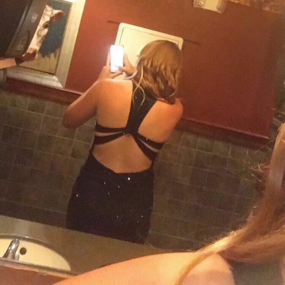 homecoming dress - Picture 2 of 3